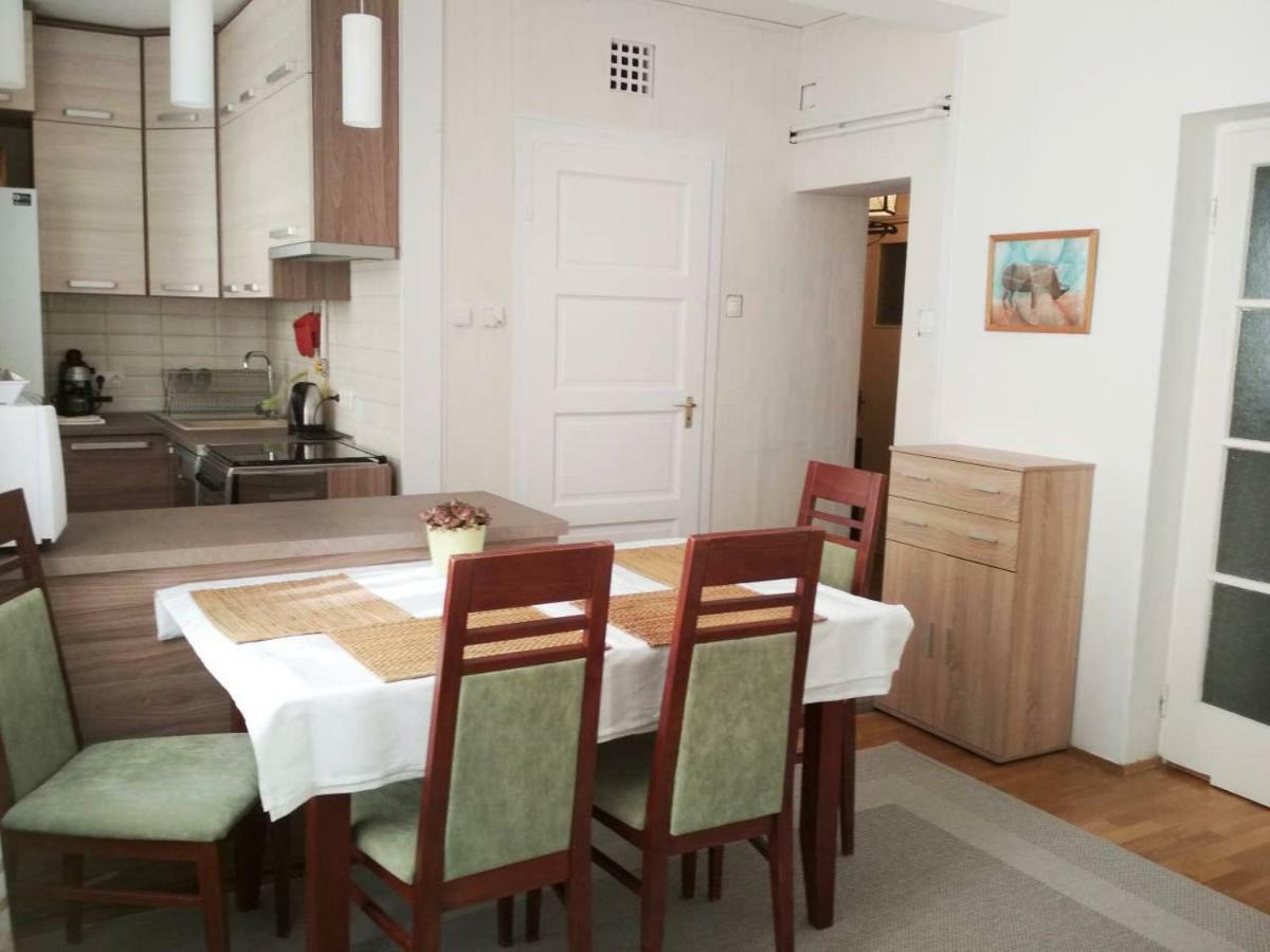 Zsuzsa Apartman 布达佩斯 外观 照片
