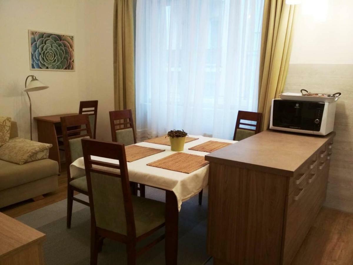 Zsuzsa Apartman 布达佩斯 外观 照片